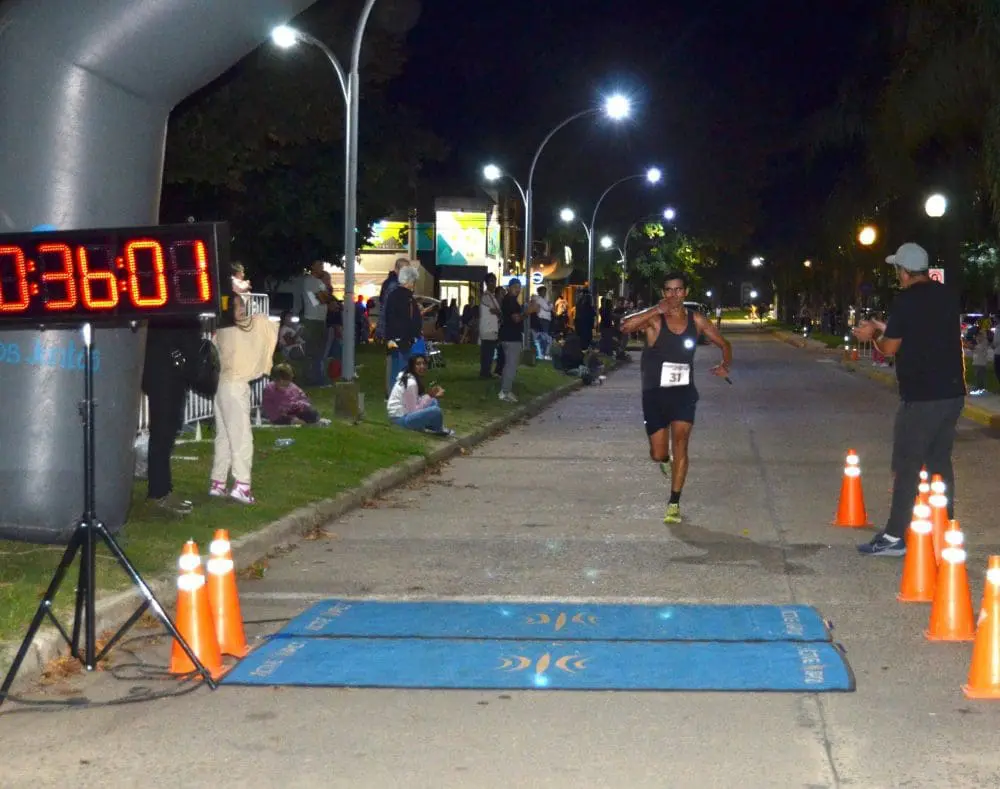 Villa Cañás: Éxito rotundo en la Maratón Cañás Corre 2025 Villa Cañás: Éxito rotundo en la Maratón Cañás Corre 2025