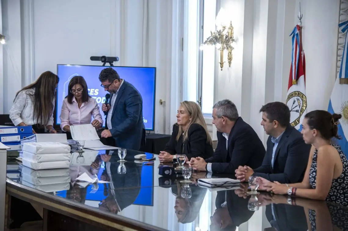 Plan LED 2025: El municipio suma 10 mil luminarias y licita el servicio de mantenimiento del alumbrado Plan LED 2025: El municipio suma 10 mil luminarias y licita el servicio de mantenimiento del alumbrado