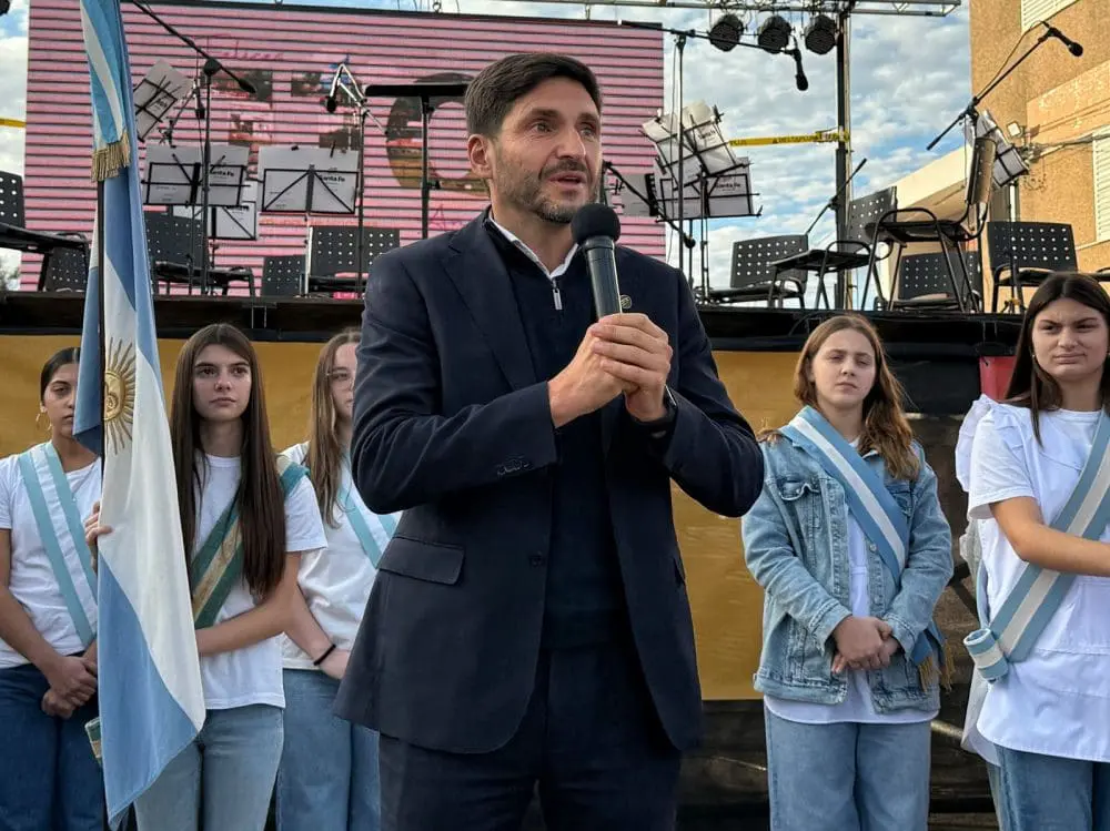 Hughes celebró su 110º Aniversario con la presencia del Gobernador a pura sinfonía