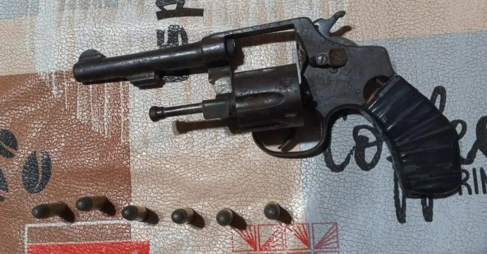 María Teresa: Aprehensión y secuestro de arma de fuego tras denuncia familiar