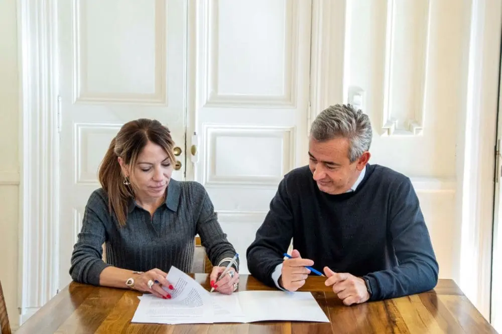 La Municipalidad de Rosario y la EPE firmaron un convenio para mejorar la transitabilidad de las veredas