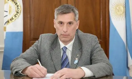 Santa Fe prepara emisión de bonos de mil millones de dólares en Nueva York