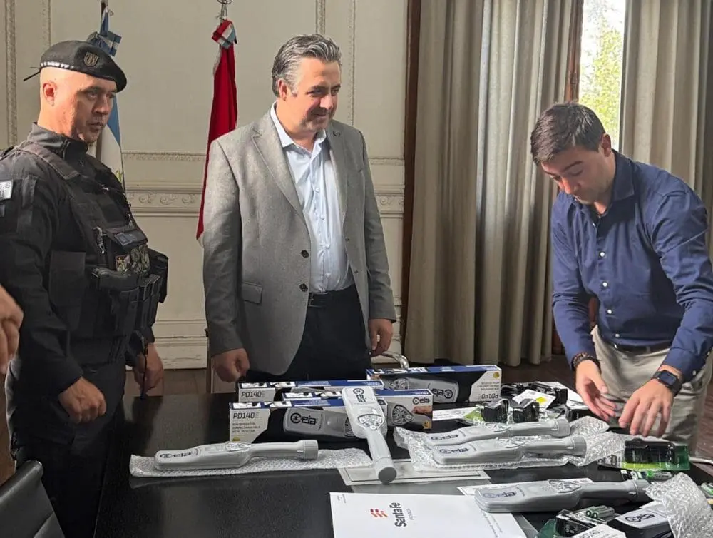 Provincia incorporó detectores de metales para el Servicio Penitenciario y la Policía Provincia incorporó detectores de metales para el Servicio Penitenciario y la Policía