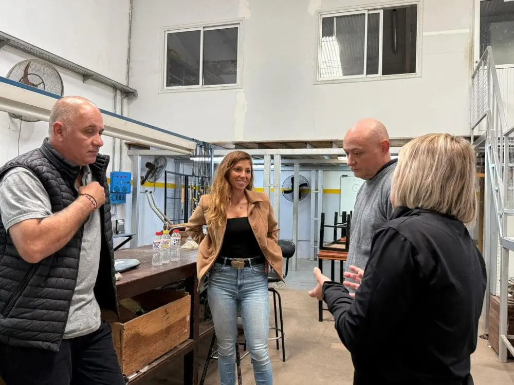 Sofía Galnares cerca de las comunidades del sur santafesino