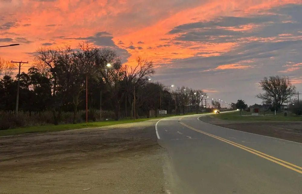 Ruta Provincial 15: El acceso de Sancti Spíritu ya cuenta con nueva iluminación LED