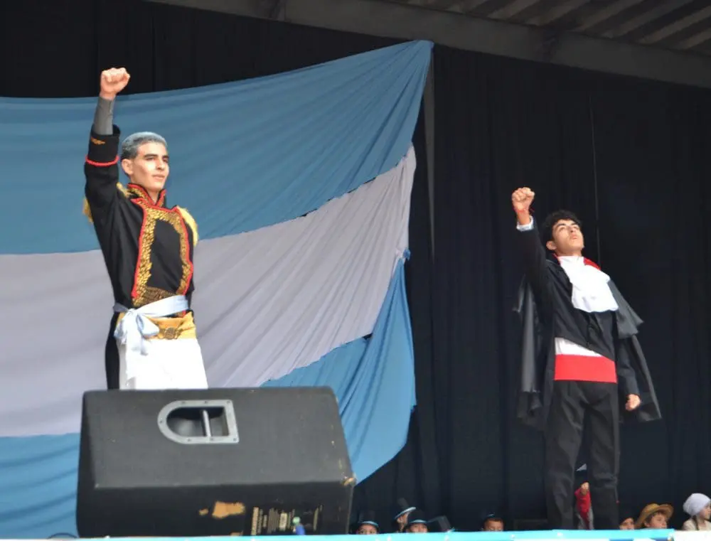 Villa Cañás celebró la Revolución de Mayo y sus 123 Años Villa Cañás celebró la Revolución de Mayo y sus 123 Años