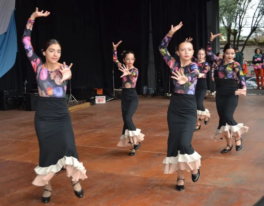 Villa Cañás celebró la Revolución de Mayo y sus 123 Años Villa Cañás celebró la Revolución de Mayo y sus 123 Años