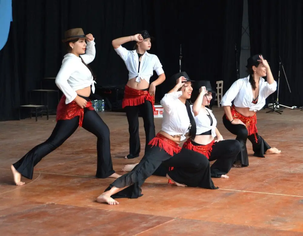 Villa Cañás celebró la Revolución de Mayo y sus 123 Años Villa Cañás celebró la Revolución de Mayo y sus 123 Años