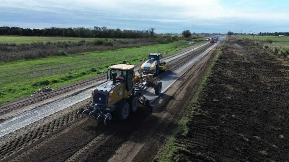 Provincia recupera y repavimenta la Ruta 90 desde Villa Constitución hasta Chapuy