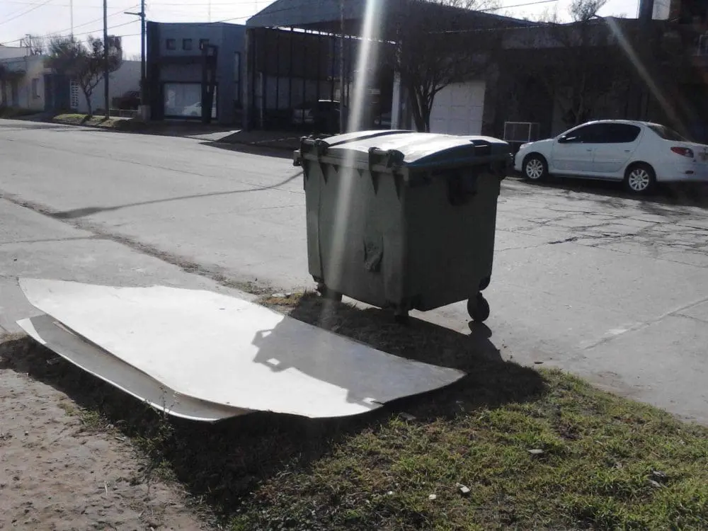 Villa Cañás: La Municipalidad no cumple con el servicio de recolección de residuos mayores Villa Cañás: La Municipalidad no cumple con el servicio de recolección de residuos mayores