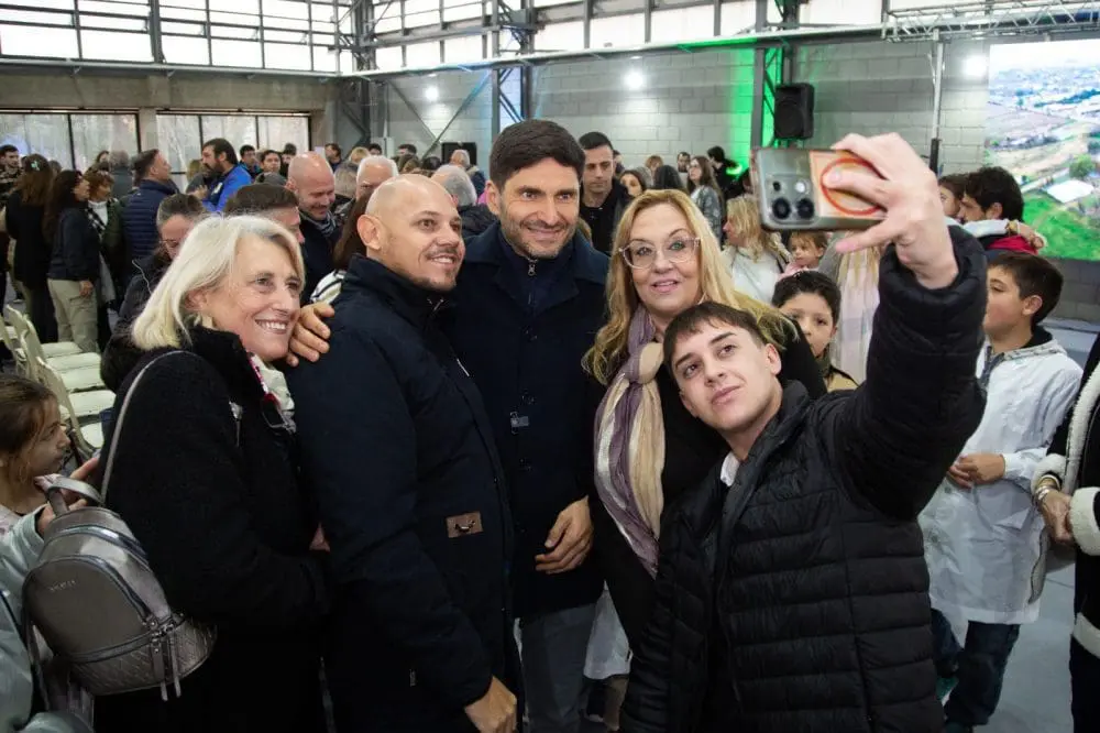 Pullaro: Con el ahorro en la política, financiamos obras que transforman la vida de los santafesinos Pullaro: Con el ahorro en la política, financiamos obras que transforman la vida de los santafesinos