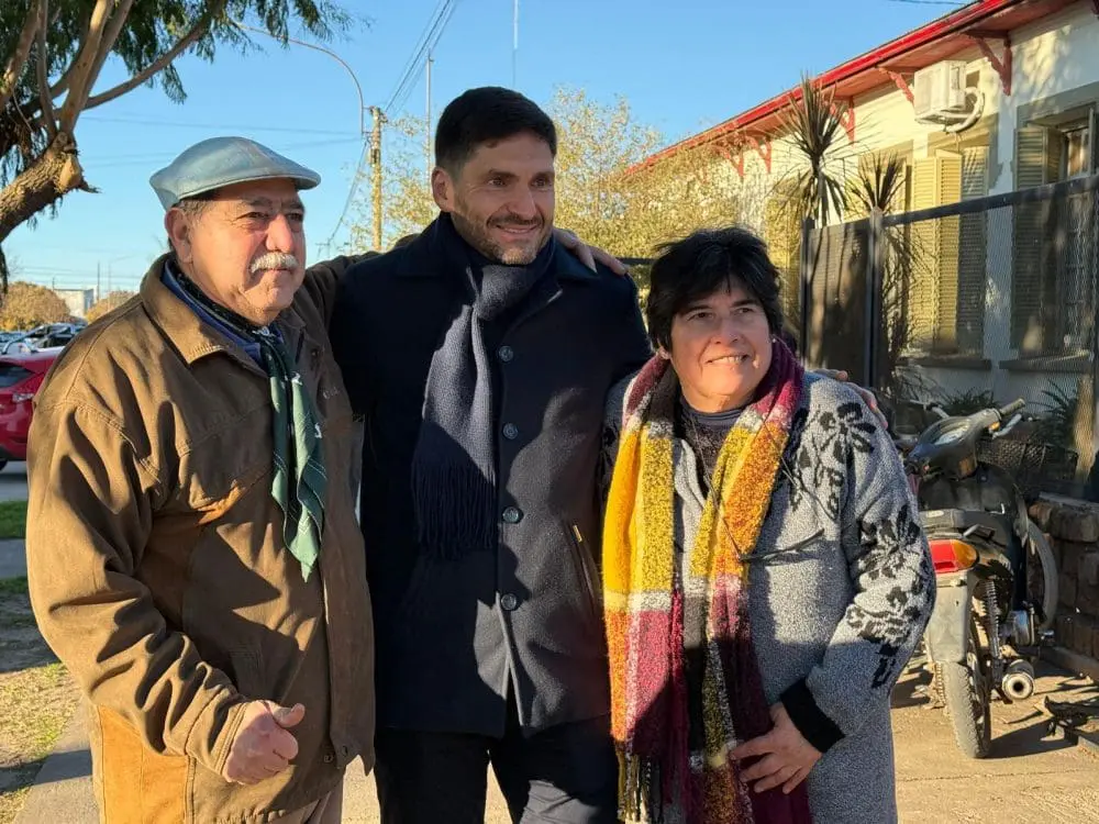 El gobernador Pullaro votó en Hughes y destacó la normalidad de los comicios en toda la provincia El gobernador Pullaro votó en Hughes y destacó la normalidad de los comicios en toda la provincia