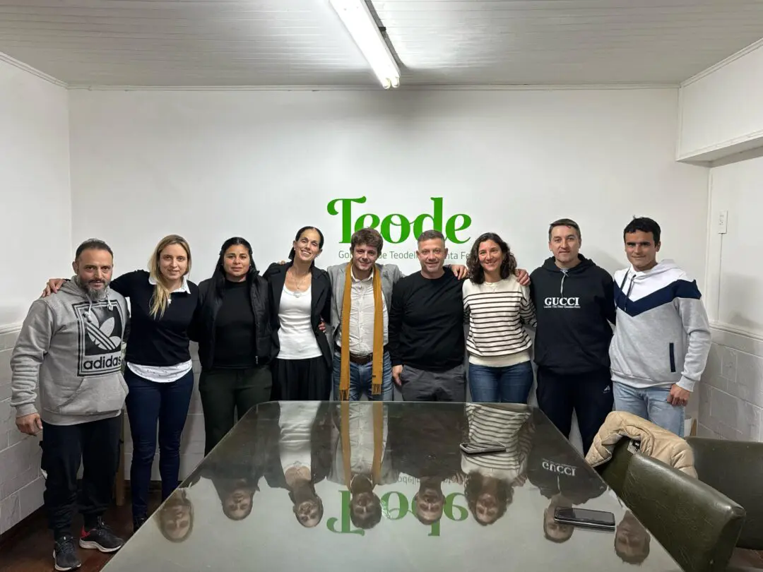 Reconocimiento y becas a deportistas de General López