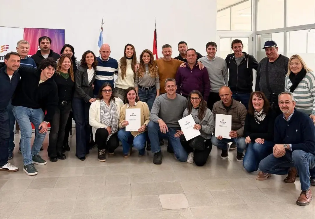 Siete clubes de General López recibieron aportes para refacciones Siete clubes de General López recibieron aportes para refacciones