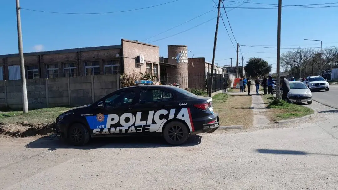 Venado Tuerto: Allanamientos y detención por amenazas de bomba a escuelas