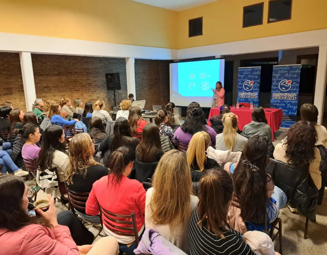 Villa Cañás: Charla sobre discapacidad, un espacio de diálogo y reflexión Villa Cañás: Charla sobre discapacidad, un espacio de diálogo y reflexión