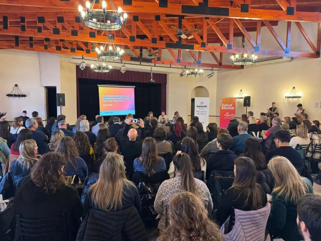 Venado Tuerto: Provincia constituyó la primera Mesa Intersectorial Regional para el abordaje del suicidio Venado Tuerto: Provincia constituyó la primera Mesa Intersectorial Regional para el abordaje del suicidio