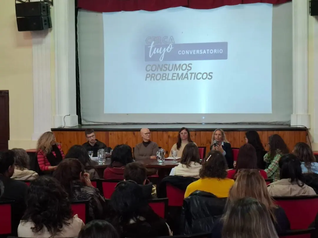 Santa Isabel y María Teresa impulsan juntas el abordaje de los consumos problemáticos Santa Isabel y María Teresa impulsan juntas el abordaje de los consumos problemáticos