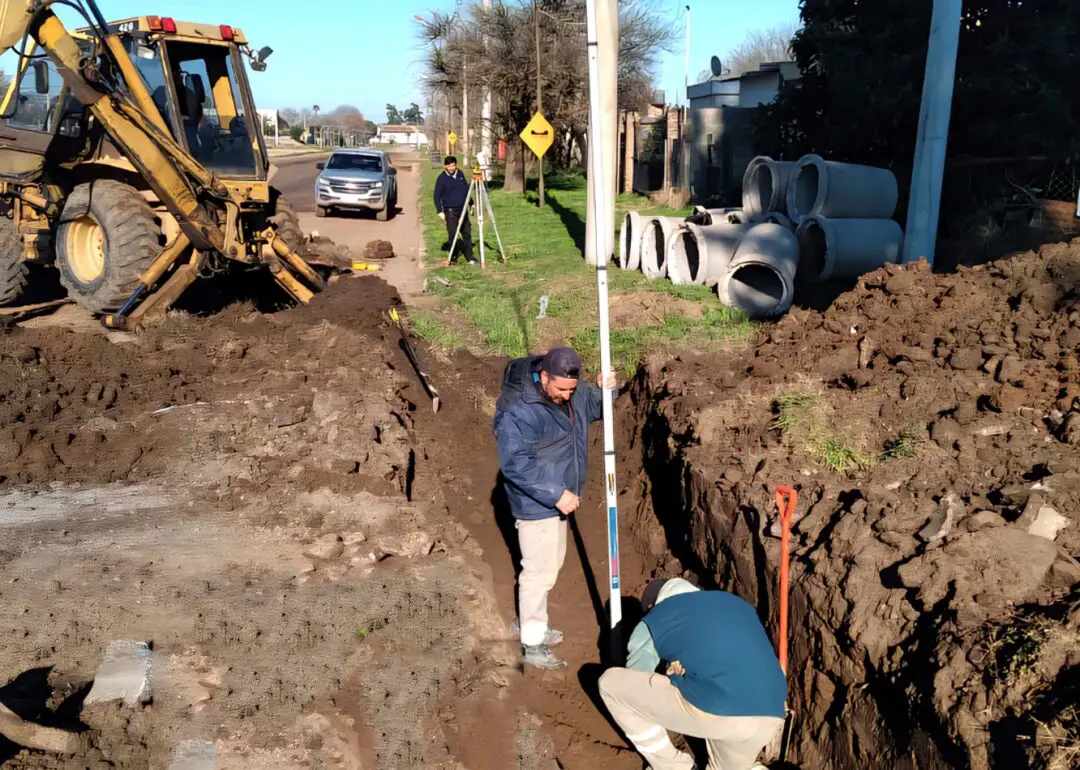 Villa Cañás: Trabajos de entubación en Calle 41 y Avenida 50 Villa Cañás: Trabajos de entubación en Calle 41 y Avenida 50