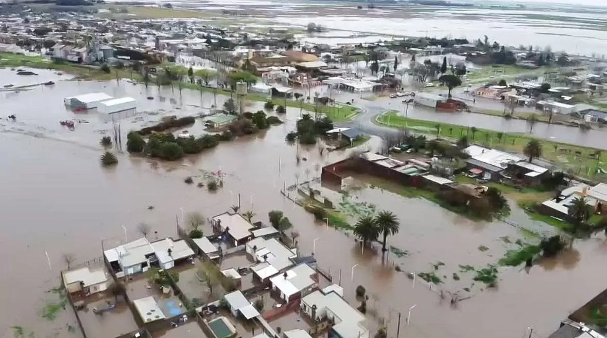 Intendentes y presidentes comunales reclaman respuestas urgentes para María Teresa