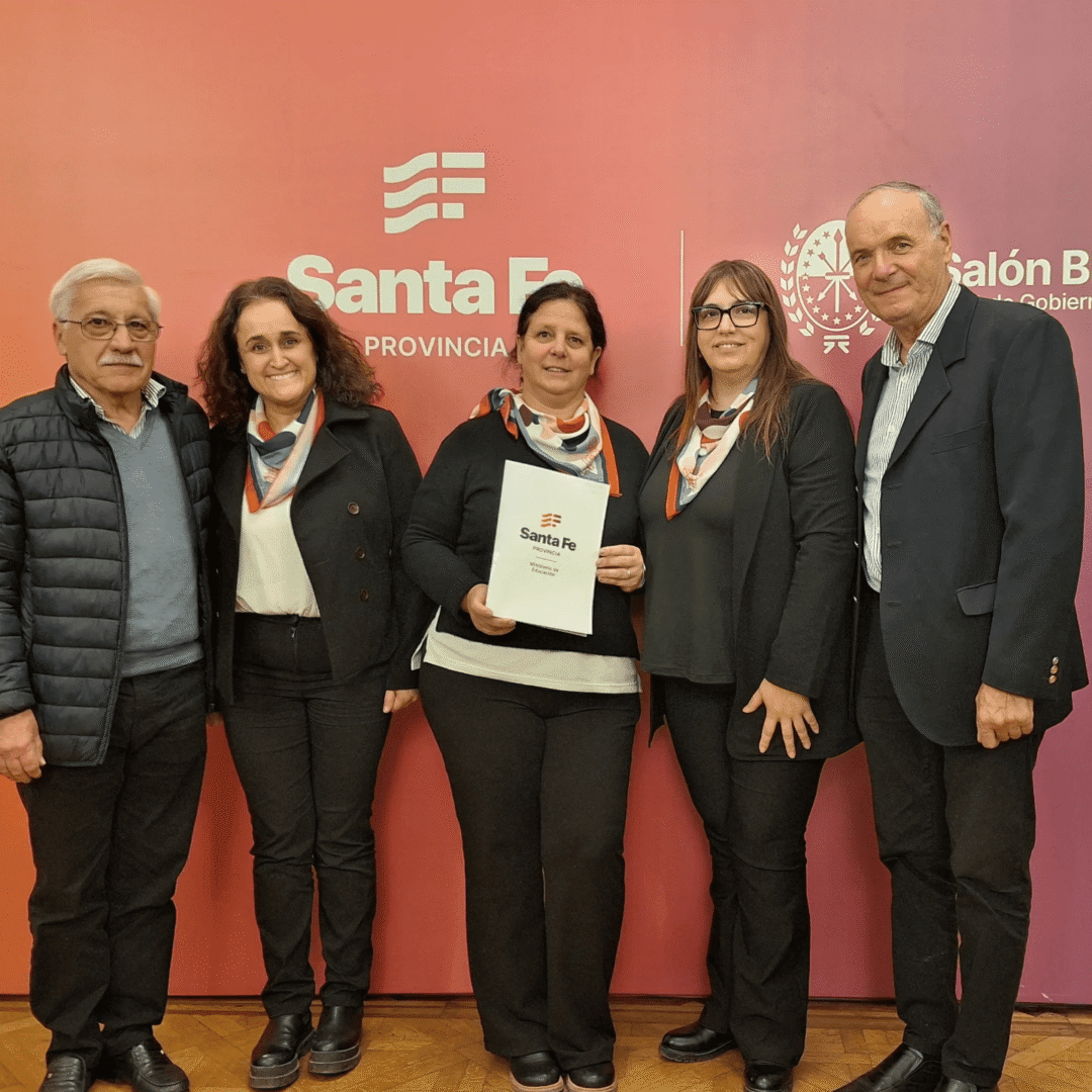 Programa 1000 Aulas: Villa Cañás, Firmat y Rufino reciben nuevas aulas Programa 1000 Aulas: Villa Cañás, Firmat y Rufino reciben nuevas aulas