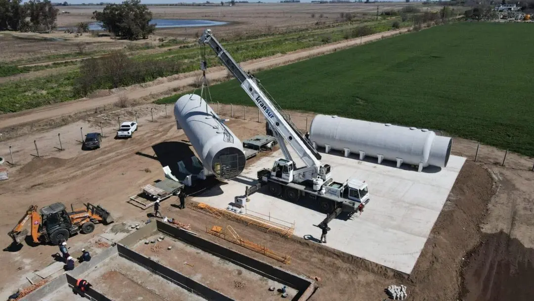 Diego de Alvear: Con un sistema moderno, el Gobierno Provincial amplía y transforma las redes cloacales