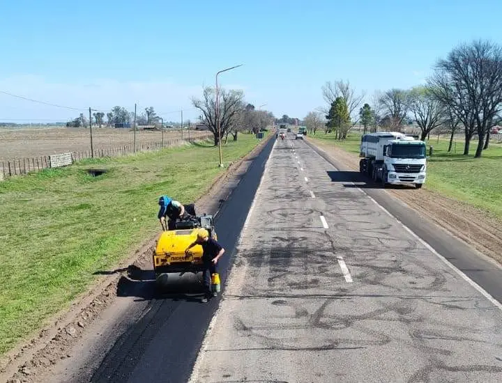 Wheelwright: Avanzan obras viales de hormigón, banquinas y cordón cuneta Wheelwright: Avanzan obras viales de hormigón, banquinas y cordón cuneta