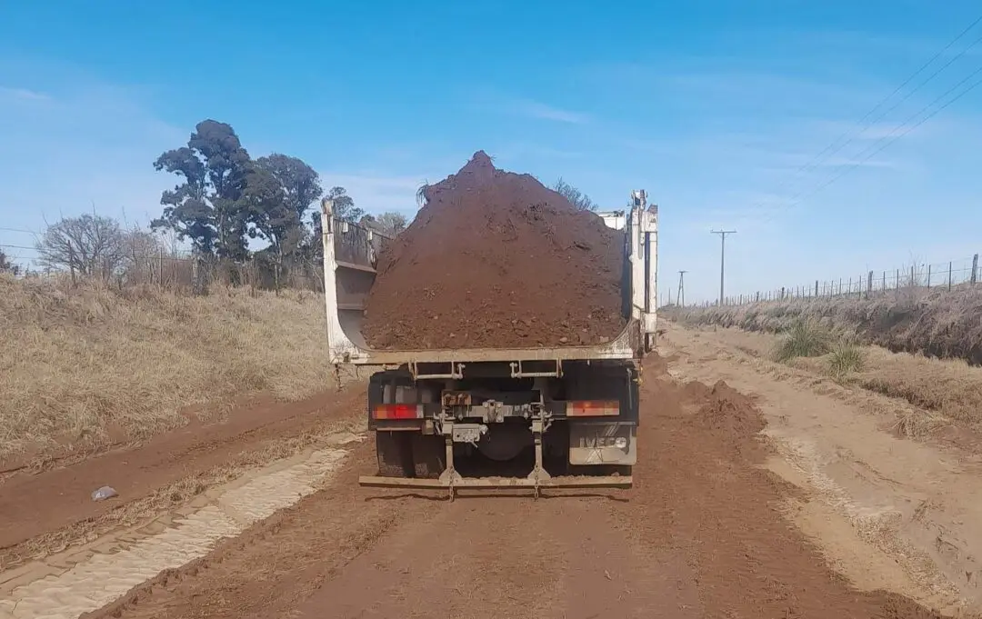 María Teresa: Comenzaron los trabajos de reconstrucción de caminos rurales