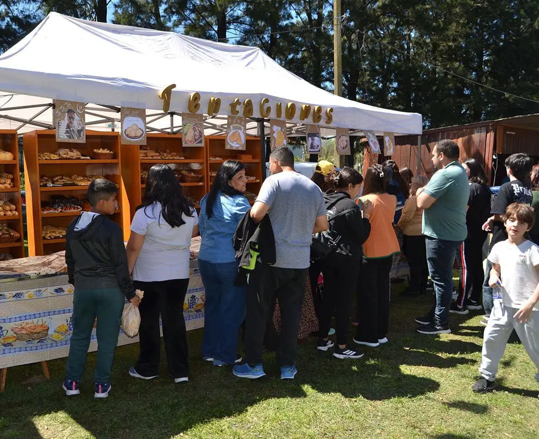 Villa Cañás celebró con éxito la segunda Fiesta de la Empanada de Hojaldre