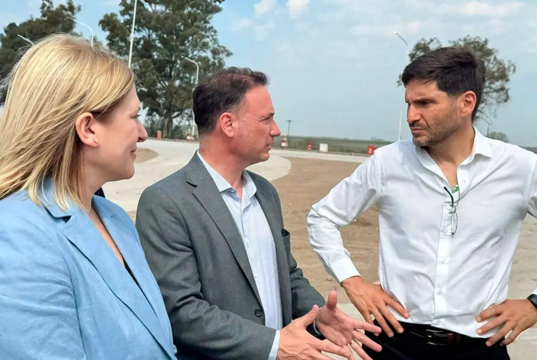 Pullaro, Scaglia y Enrico anuncian obras y soluciones hídricas para General López Pullaro, Scaglia y Enrico anuncian obras y soluciones hídricas para General López