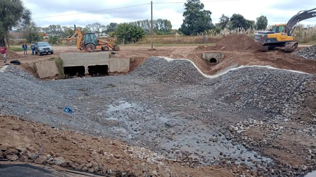 Pullaro tras las intensas lluvias: La obra pública salvó de la inundación a la provincia de Santa Fe Pullaro tras las intensas lluvias: La obra pública salvó de la inundación a la provincia de Santa Fe