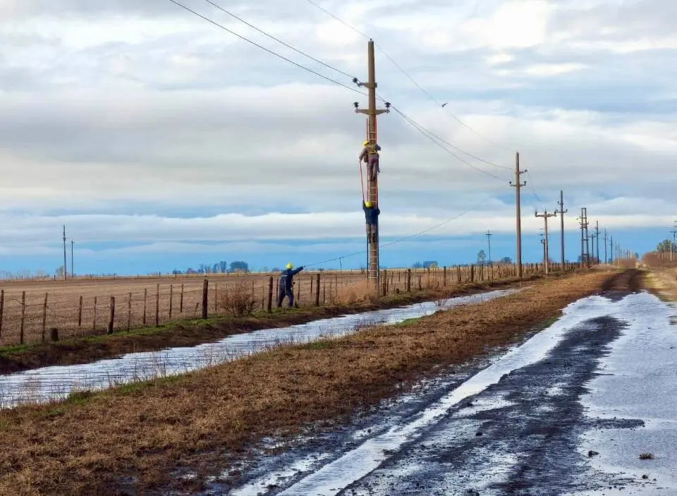Rápida respuesta de la EPE ante el temporal que azotó a la provincia