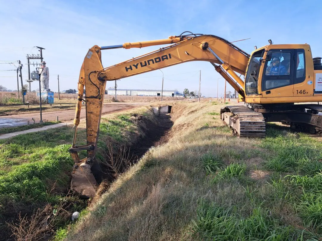 Villa Cañás: Limpieza de canales y obras hidráulicas evitaron inundaciones tras la tormenta de Santa Rosa Villa Cañás: Limpieza de canales y obras hidráulicas evitaron inundaciones tras la tormenta de Santa Rosa