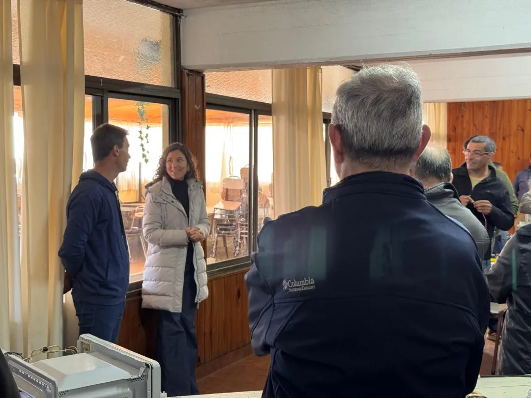 Di Gregorio acompañó el cierre del curso de reparación de electrodomésticos y presentó nueva propuesta