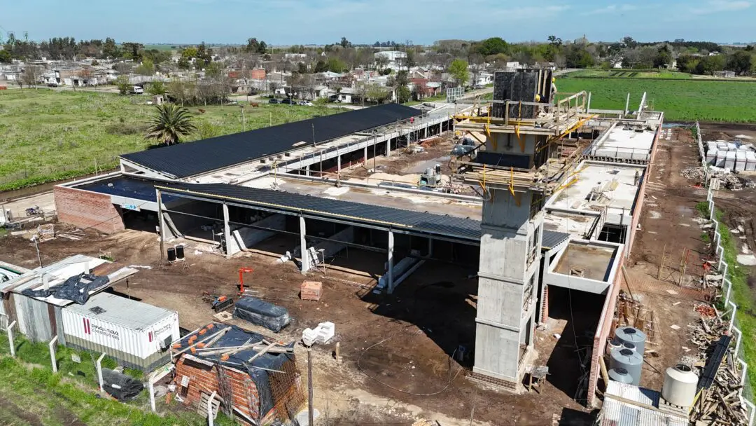 Hughes: La nueva Escuela Secundaria ya tiene un avance acumulado del 32%