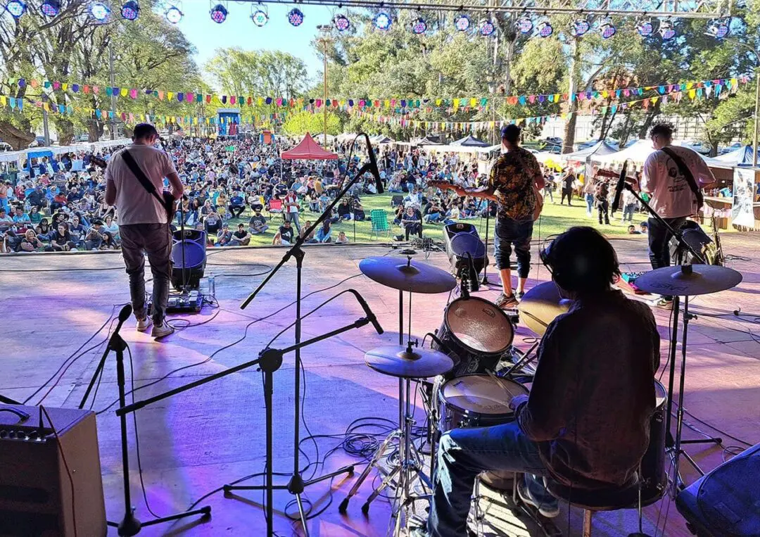 Villa Cañás celebró con éxito la segunda Fiesta de la Empanada de Hojaldre