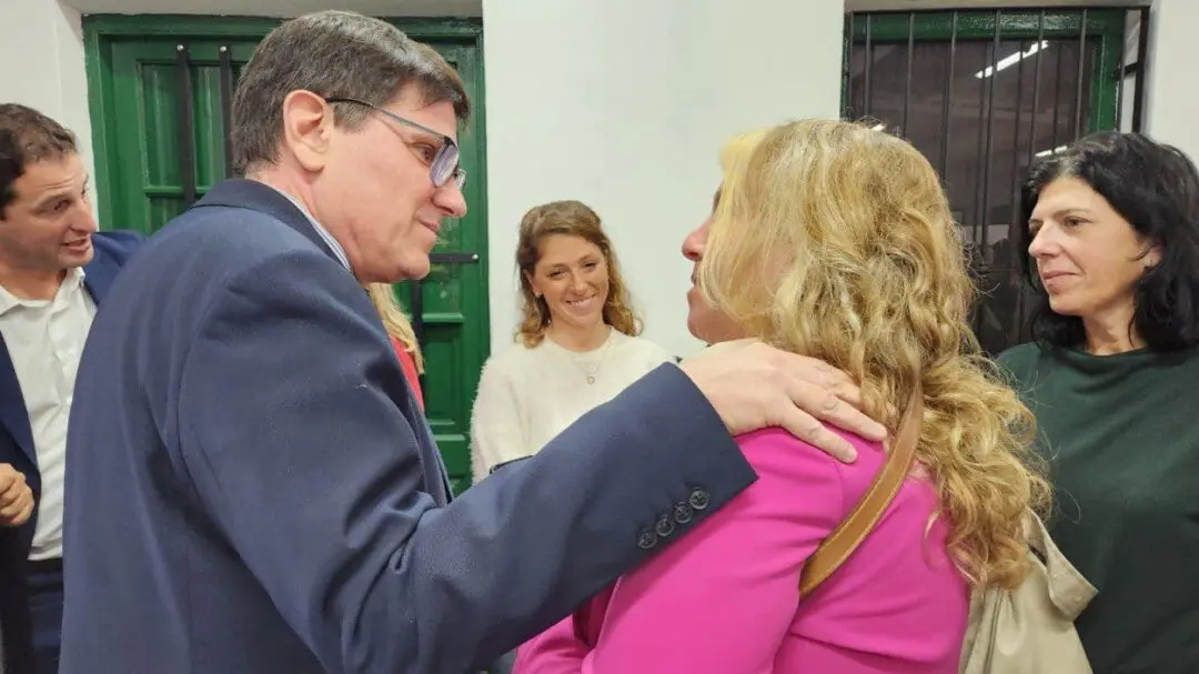 Asistencia Perfecta: Casi 60 mil docentes y asistentes escolares cobrarán este martes el incentivo mensual de agosto