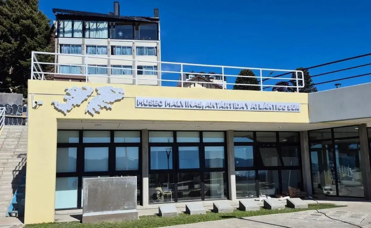Bariloche inauguró el Museo Malvinas y un memorial en homenaje a los héroes