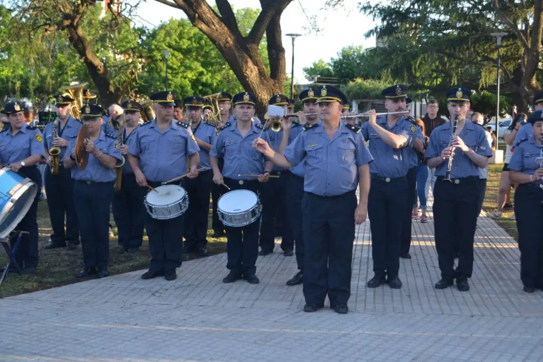 Wheelwright celebró sus 125 años con la inauguración de la remodelación de la plaza San Martín Wheelwright celebró sus 125 años con la inauguración de la remodelación de la plaza San Martín