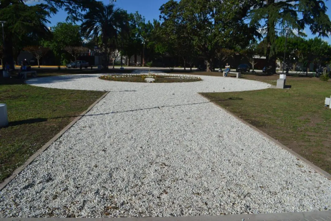 Wheelwright celebró sus 125 años con la inauguración de la remodelación de la plaza San Martín Wheelwright celebró sus 125 años con la inauguración de la remodelación de la plaza San Martín