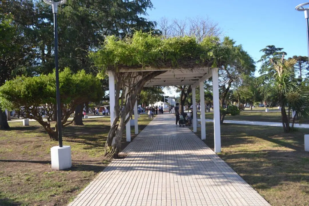 Wheelwright celebró sus 125 años con la inauguración de la remodelación de la plaza San Martín Wheelwright celebró sus 125 años con la inauguración de la remodelación de la plaza San Martín