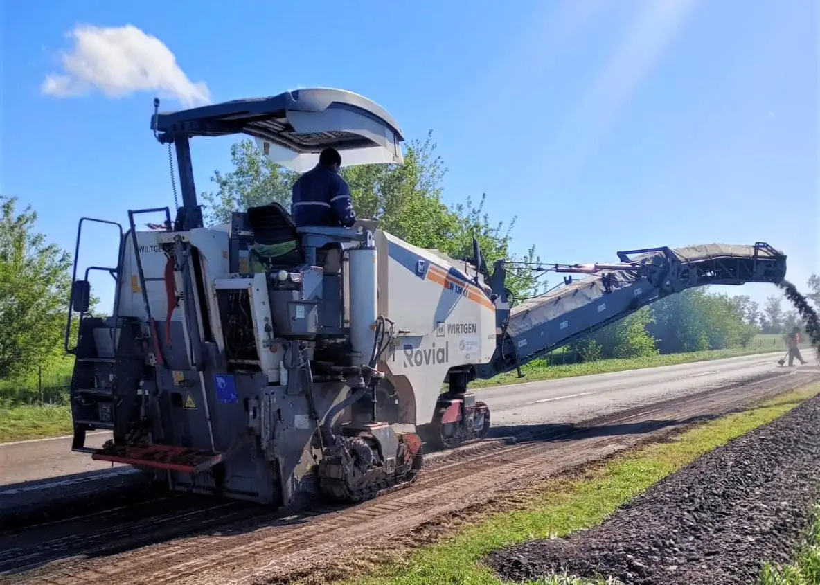 Chabás: Vialidad inicia obras de reparación en la Ruta Nacional 33 tras amparo judicial Chabás: Vialidad inicia obras de reparación en la Ruta Nacional 33 tras amparo judicial