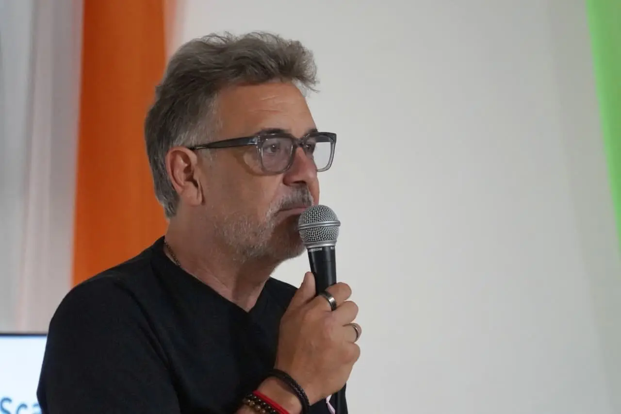 Con amplio respaldo, Unidos Firmat concluyó su campaña de apoyo a Gisela Scaglia