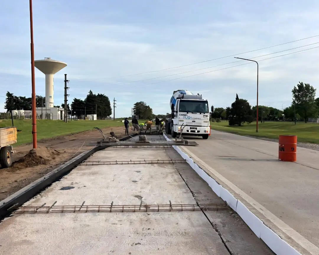 Villa Cañás: El municipio avanza con las dársenas y trabajos de entubación