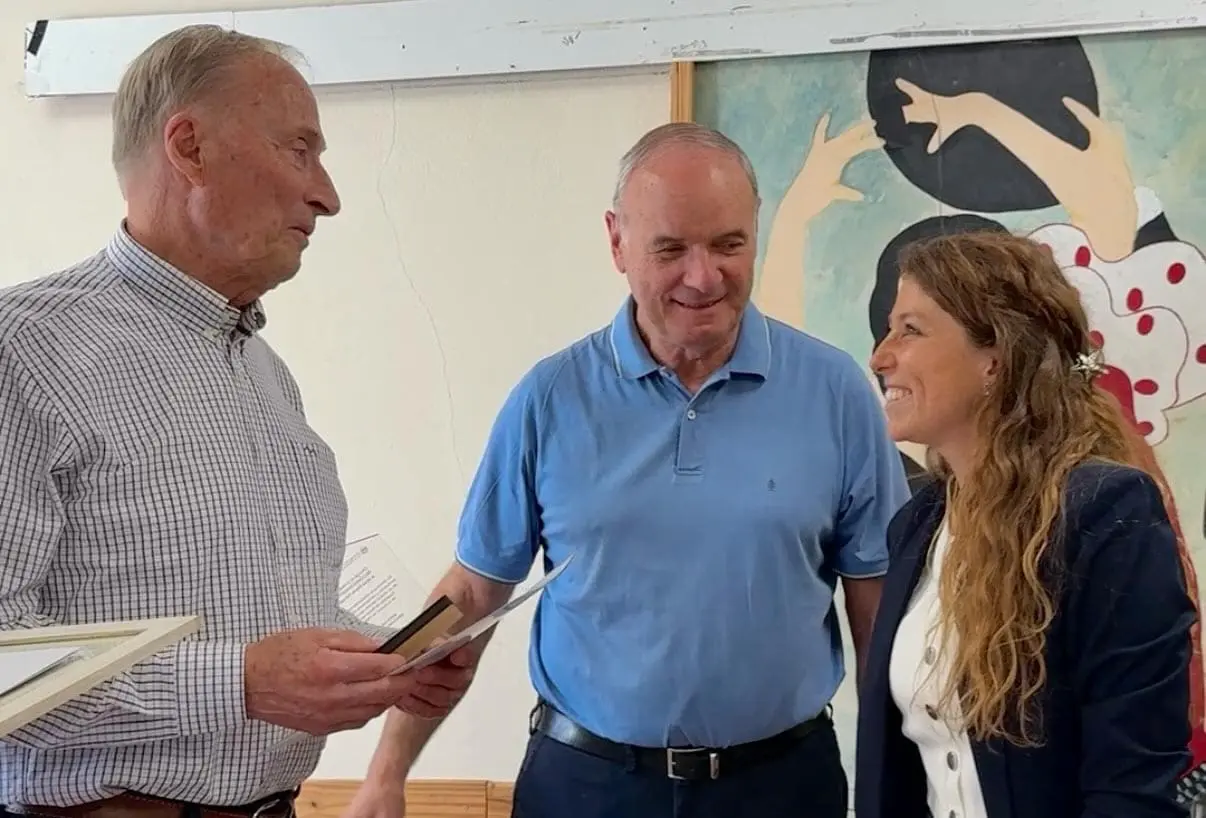 Villa Cañás: Galnares homenajeó a José María Novell y ratificó su compromiso con las instituciones Villa Cañás: Galnares homenajeó a José María Novell y ratificó su compromiso con las instituciones