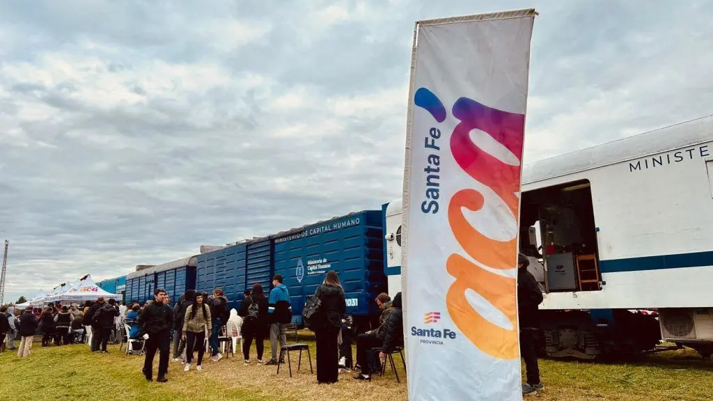 Santa Fe Acá y el Tren Sanitario de Nación brindarán asistencia en Rufino y Venado Tuerto