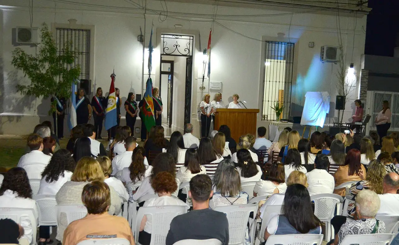 Villa Cañás: Acto por los 75 años de la Escuela Nº 652 José Manuel Estrada