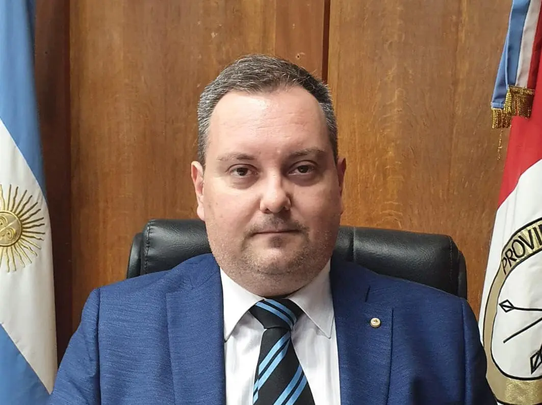 Villa Cañás: Piden 18 años y medio de prisión para acusado de abusar de su hijastra por una década