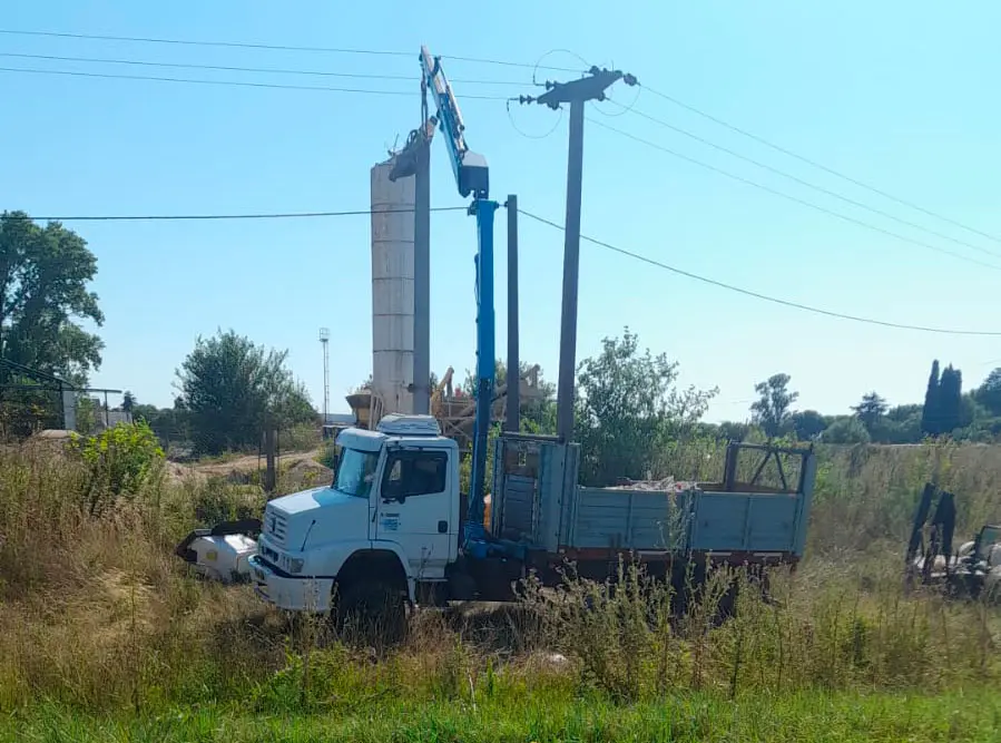 Muere un operario de la EPE tras recibir una descarga eléctrica en rutas 33 y 93