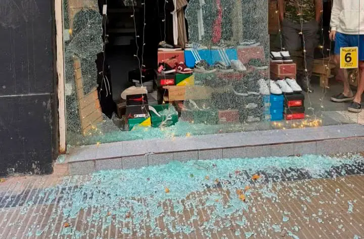 Venado Tuerto: Robaron un local en pleno centro tras romper la vidriera